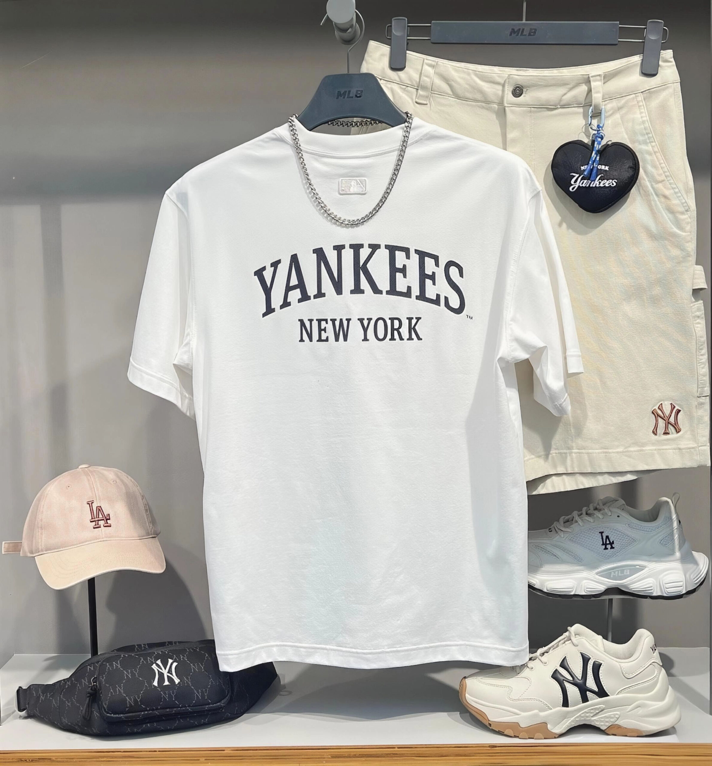 MLB Short Sleeve T-shirt - Image 9