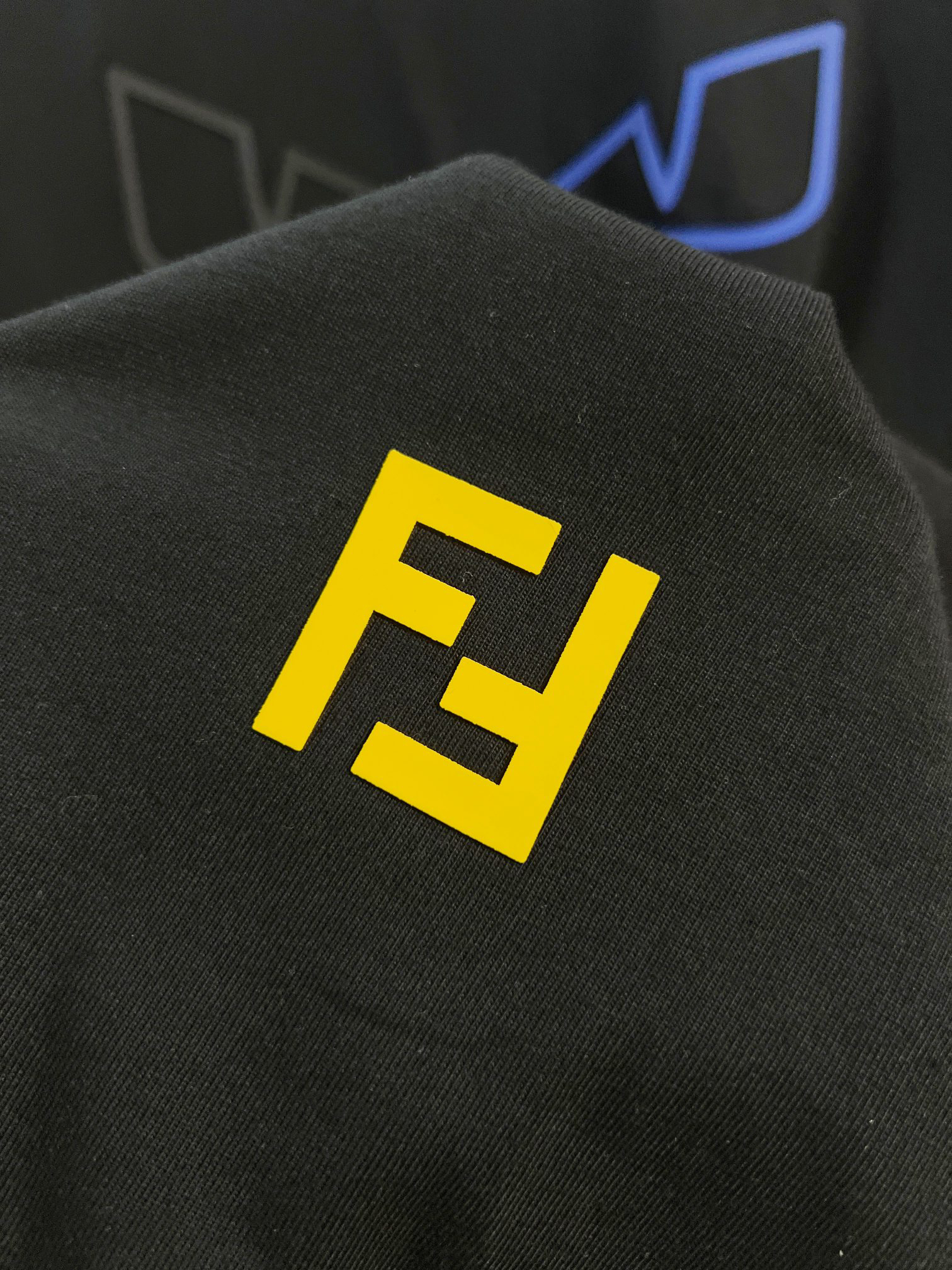 FENDI Casual Short T-shirt - Image 7