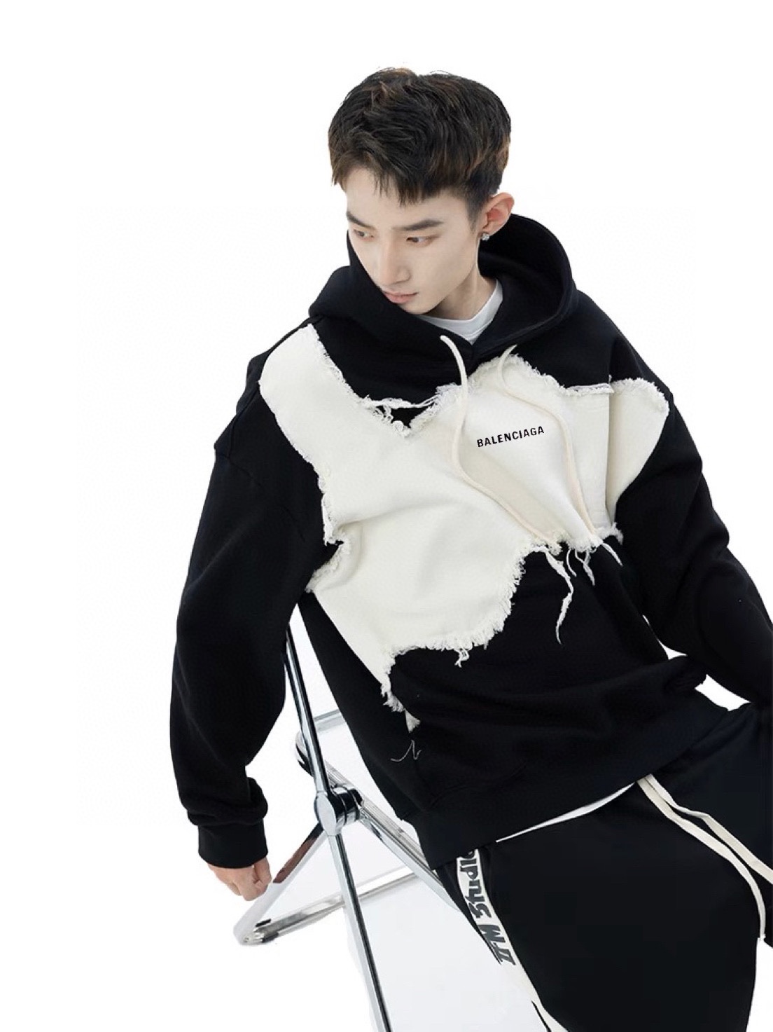BALENCIAGA Hoodie - Image 7