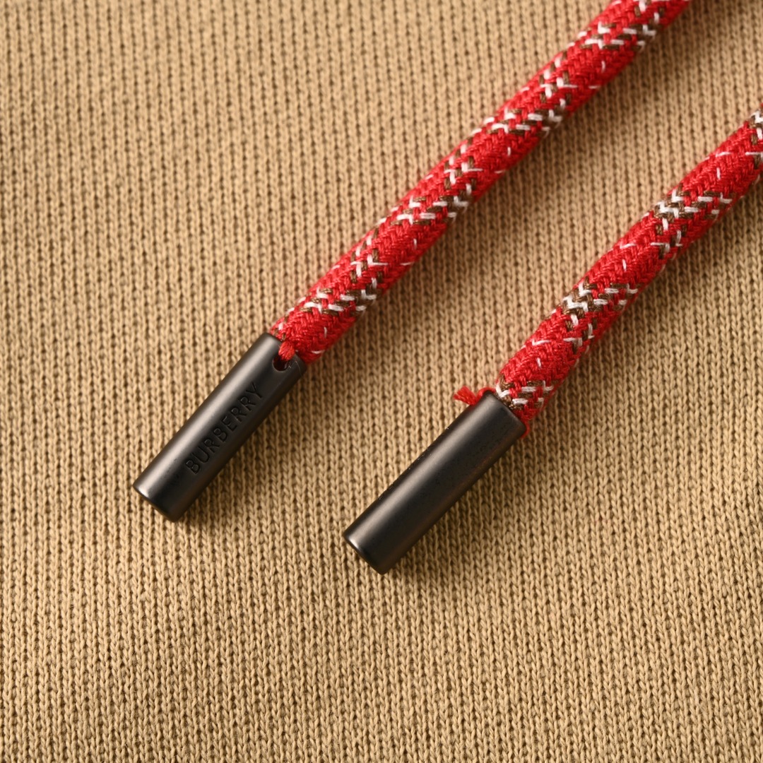 Burberry Hoodie - Image 8