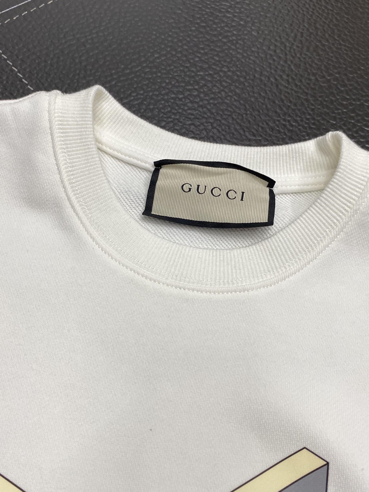 GUCCI Hoodie - Image 2