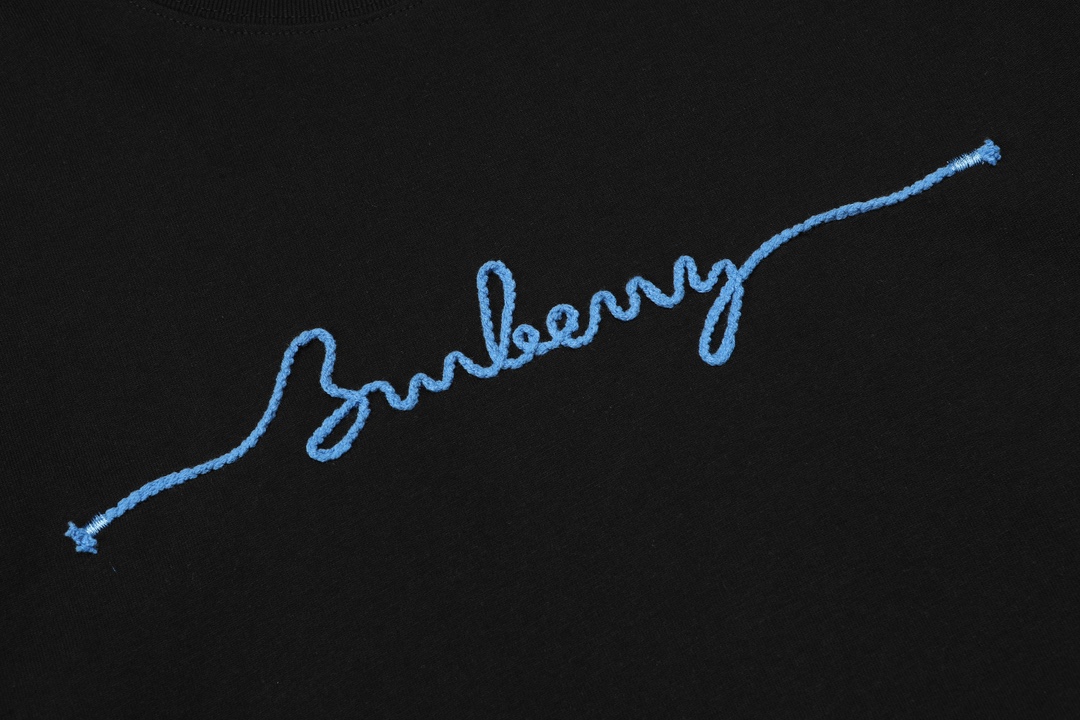 Burberry Short Sleeve T-shirt - Image 2