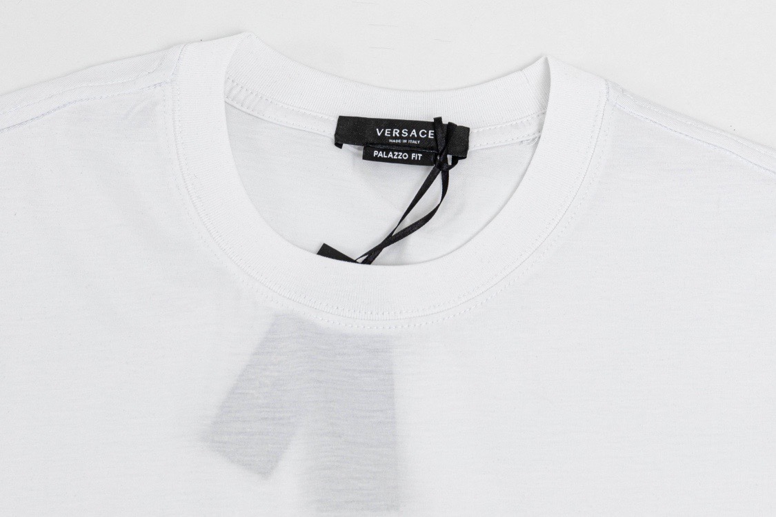 VERSACE Casual Short-Sleeve T-Shirt - Image 6