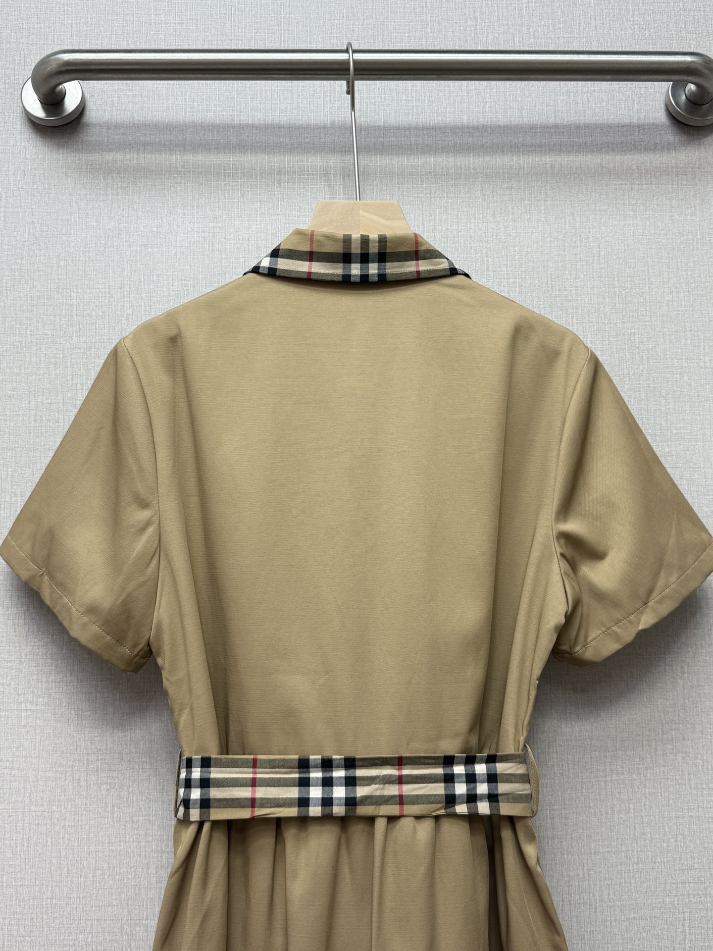 Burberry classic dress - Image 2