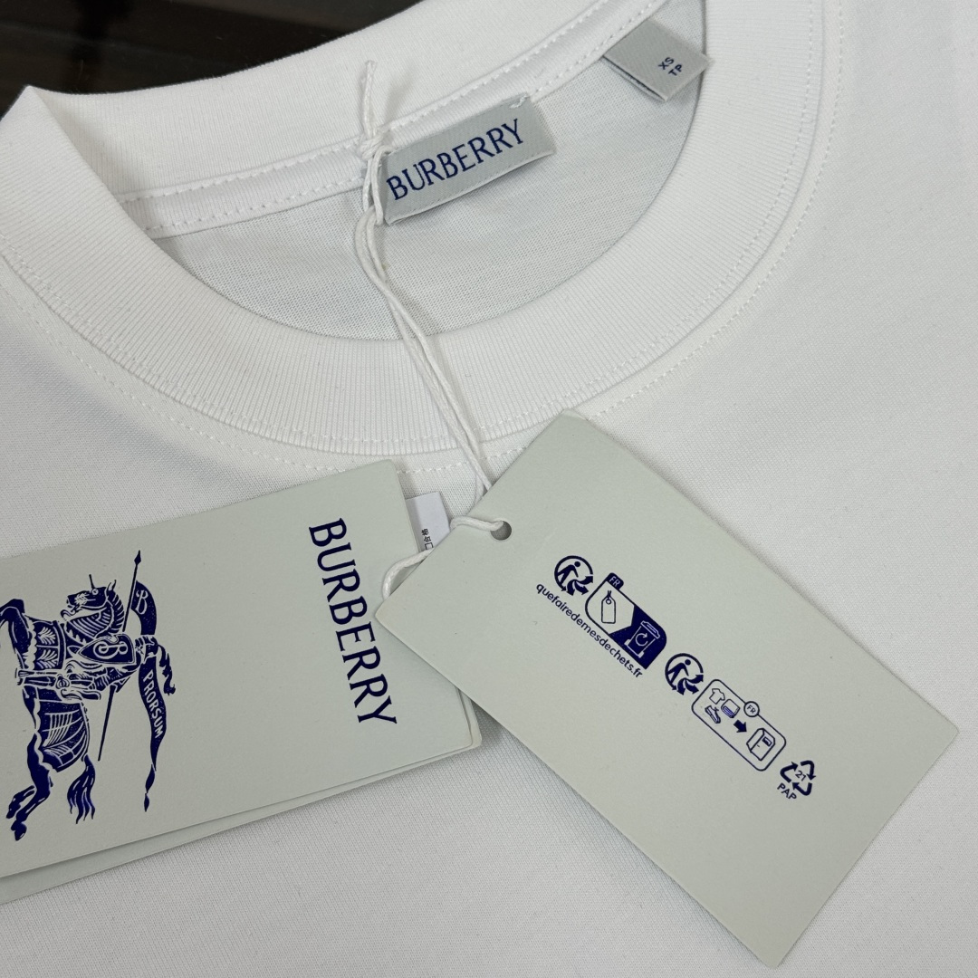 Burberry Short Sleeve T-shirt - Image 9