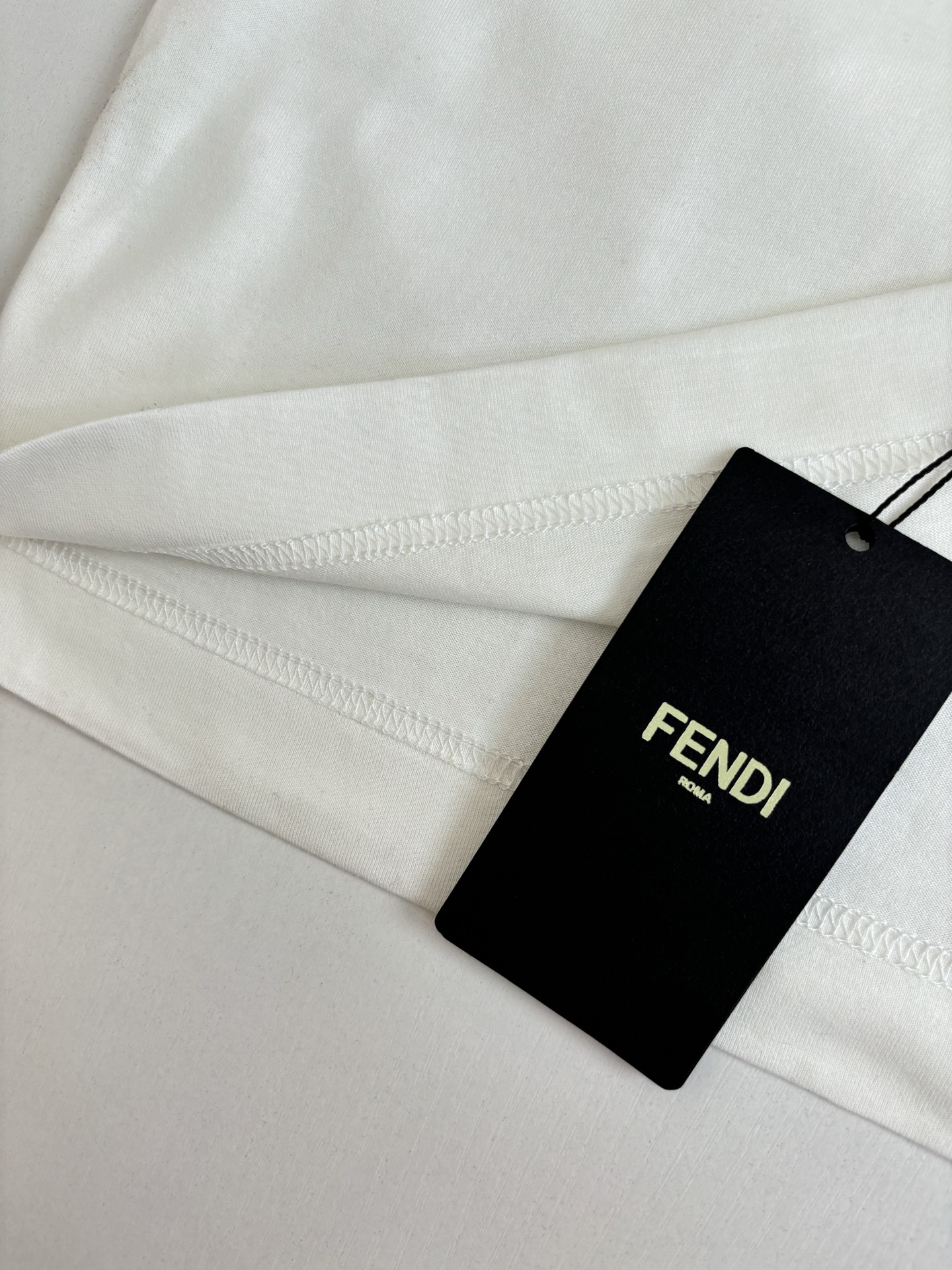 FENDI Casual Short T-shirt - Image 9