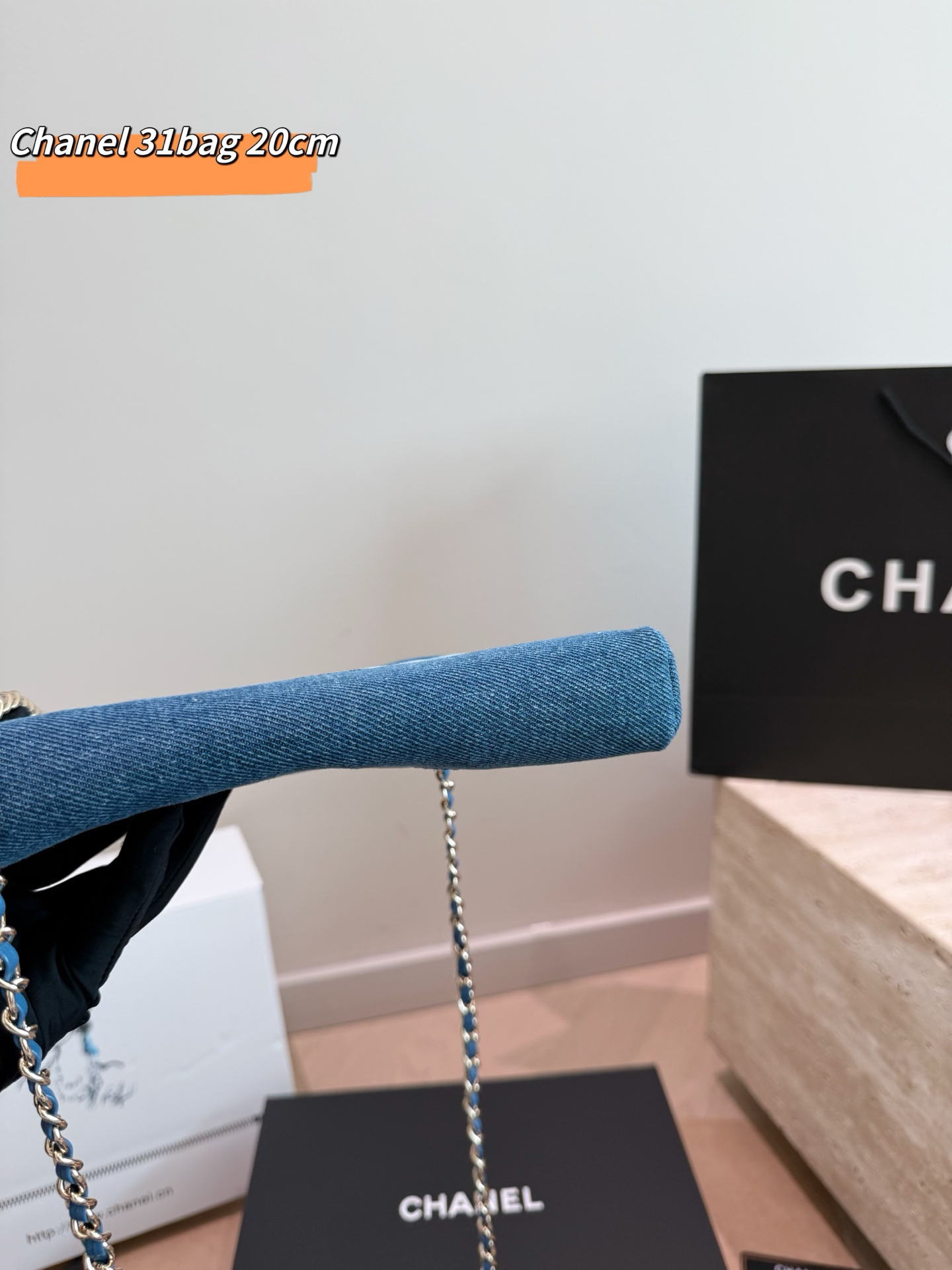 Coco ChanelCrossbody - Image 9
