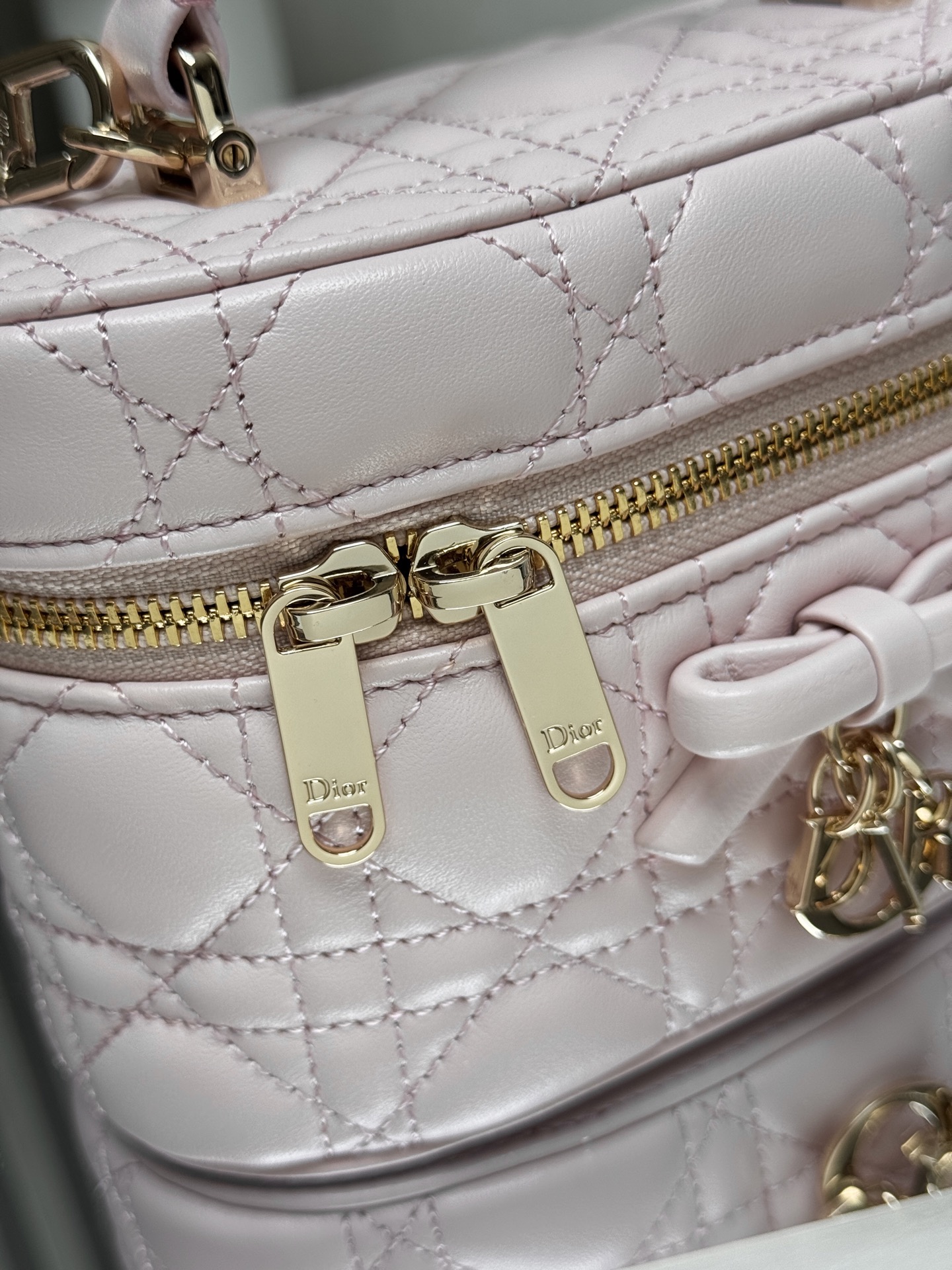 DIOR - Image 7