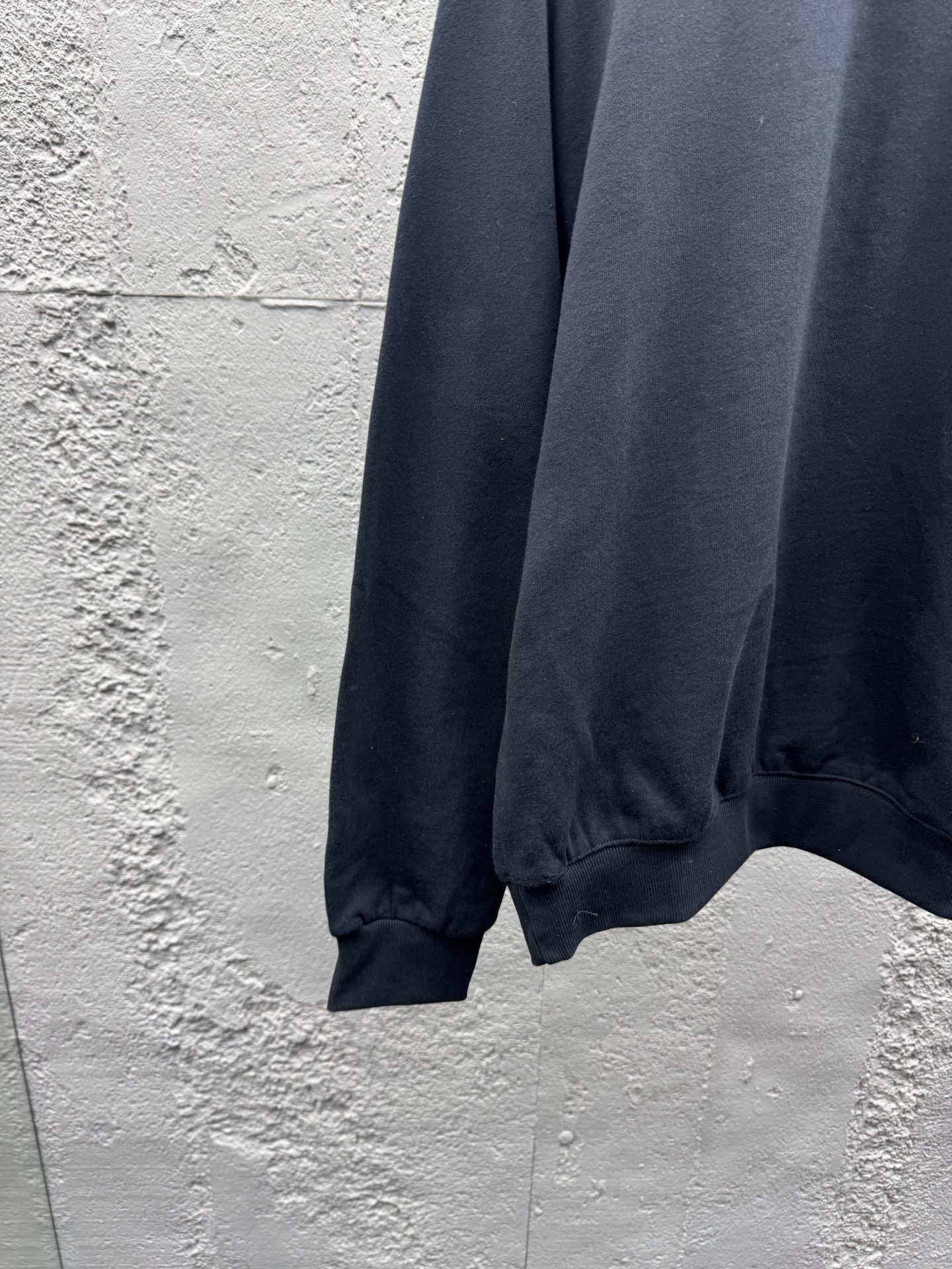 Louis Vuitton Hoodie - Image 8