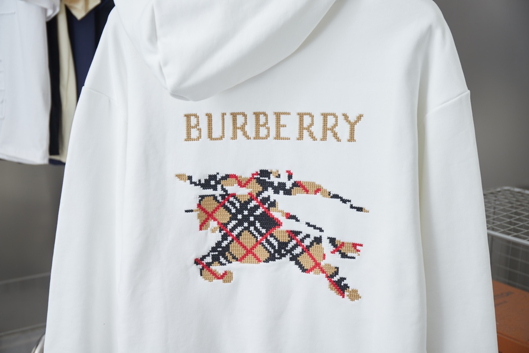 Burberry Hoodie - Image 8
