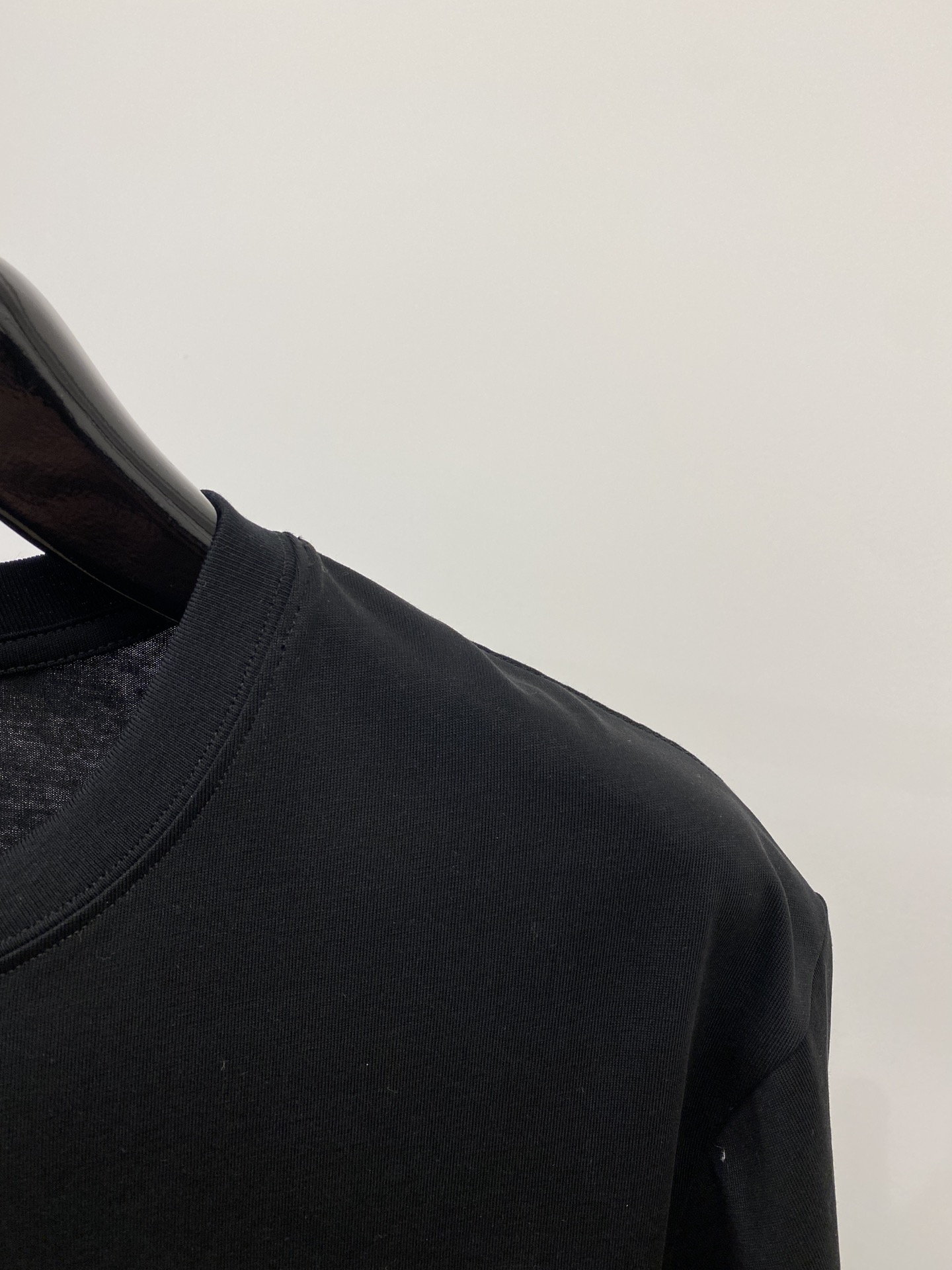 FENDI Casual Short T-shirt - Image 9