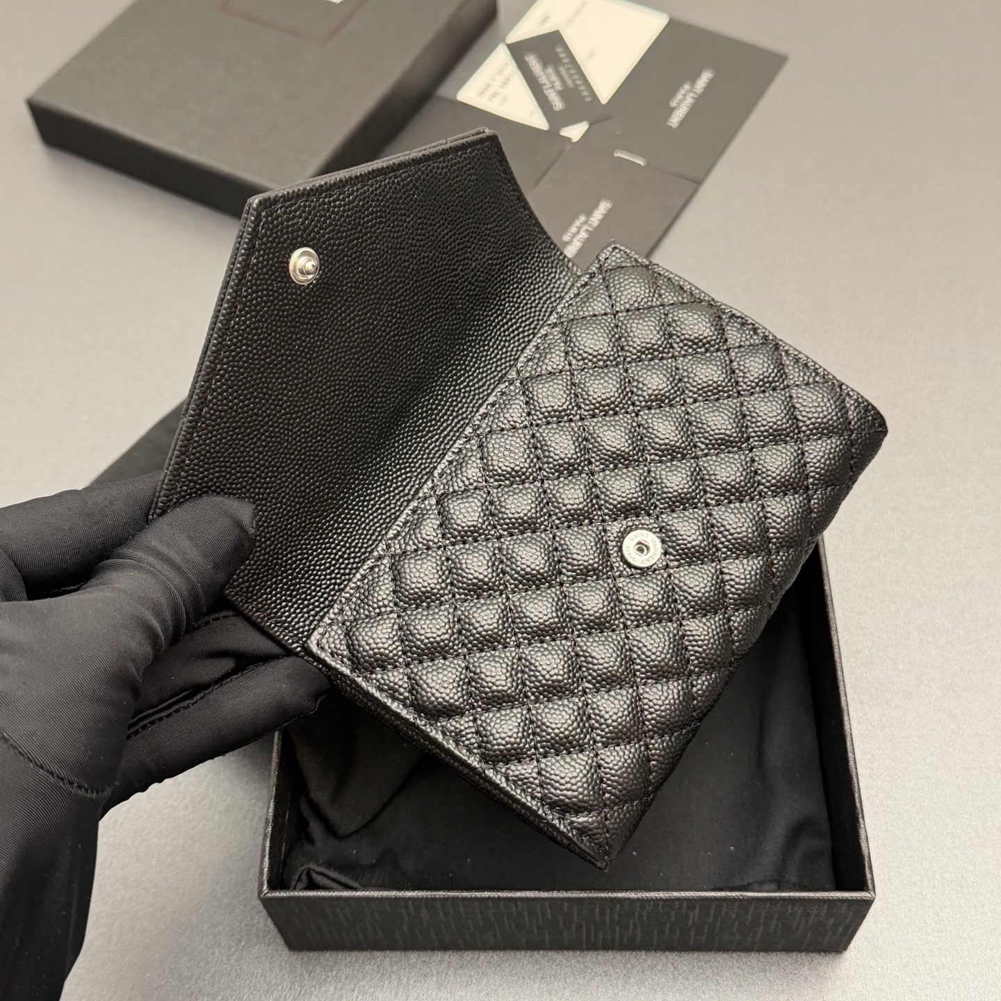 Saint Laurent Paris bag - Image 9