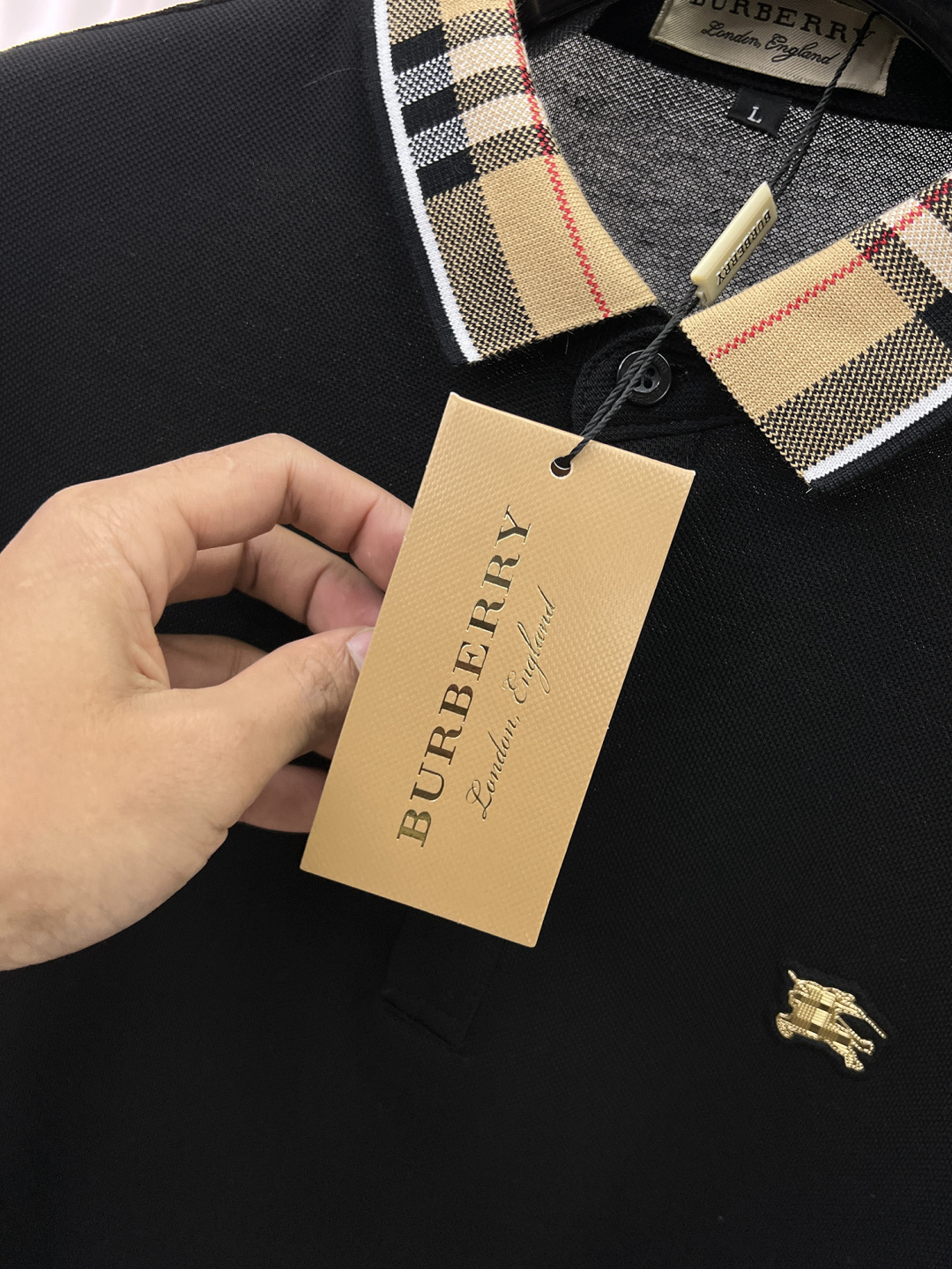 Burberry Black Short Sleeve T-shirt - Image 9