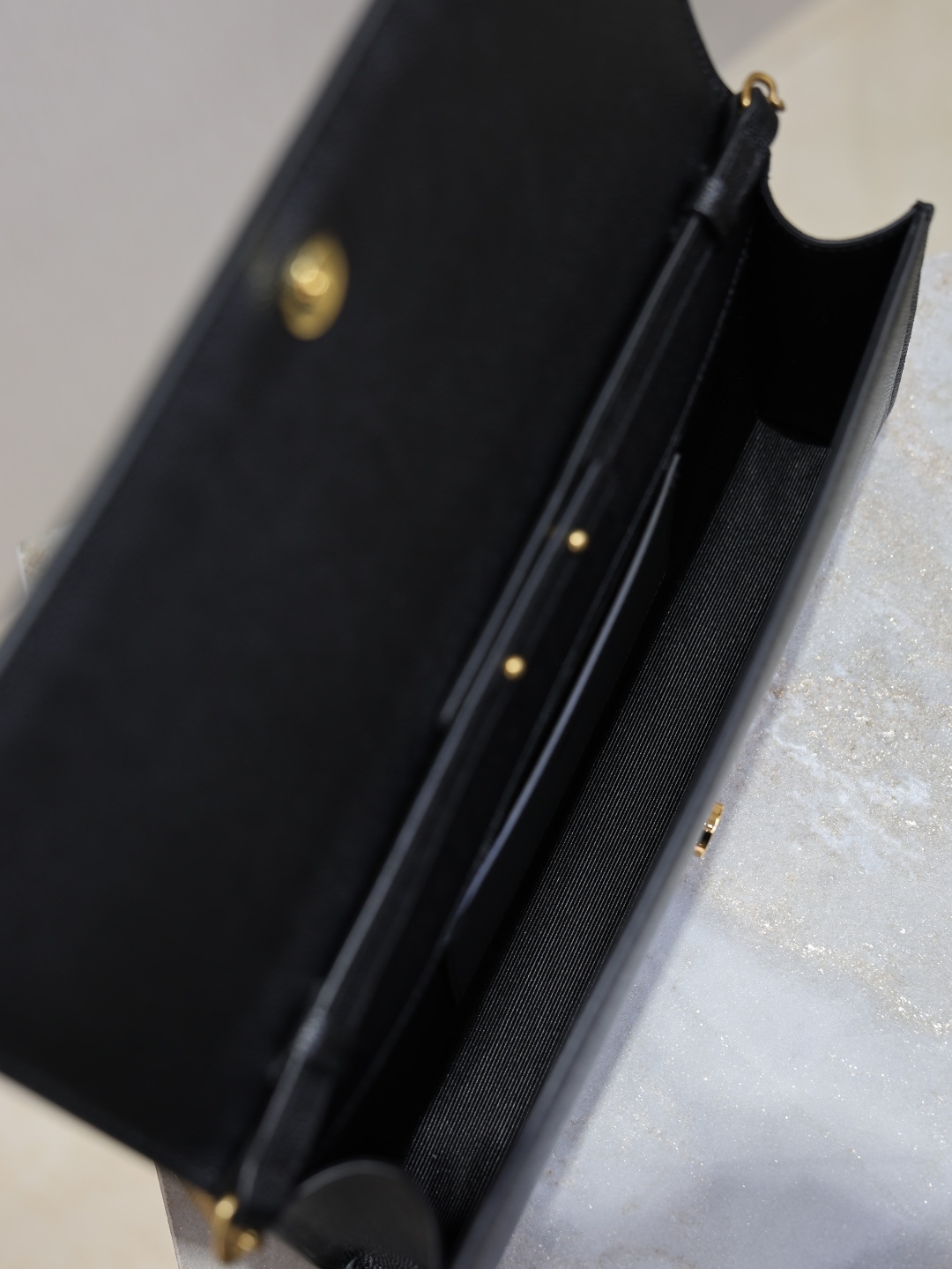 Saint Laurent Paris bag - Image 9