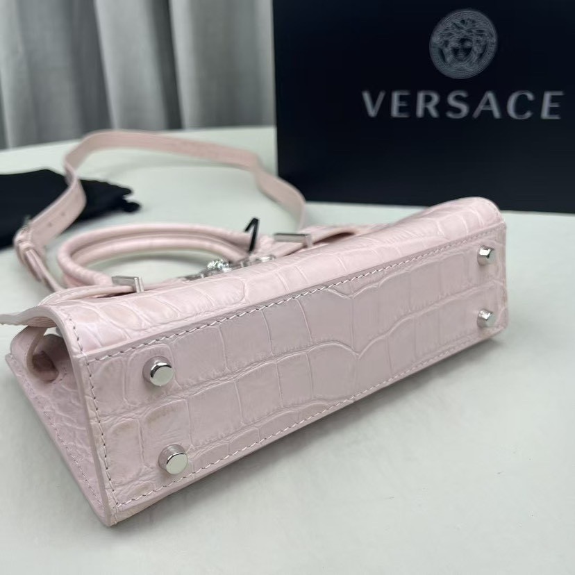 VERSACE Mini Flap Bag Dimensions:17 × 17 × 7 cm - Image 3