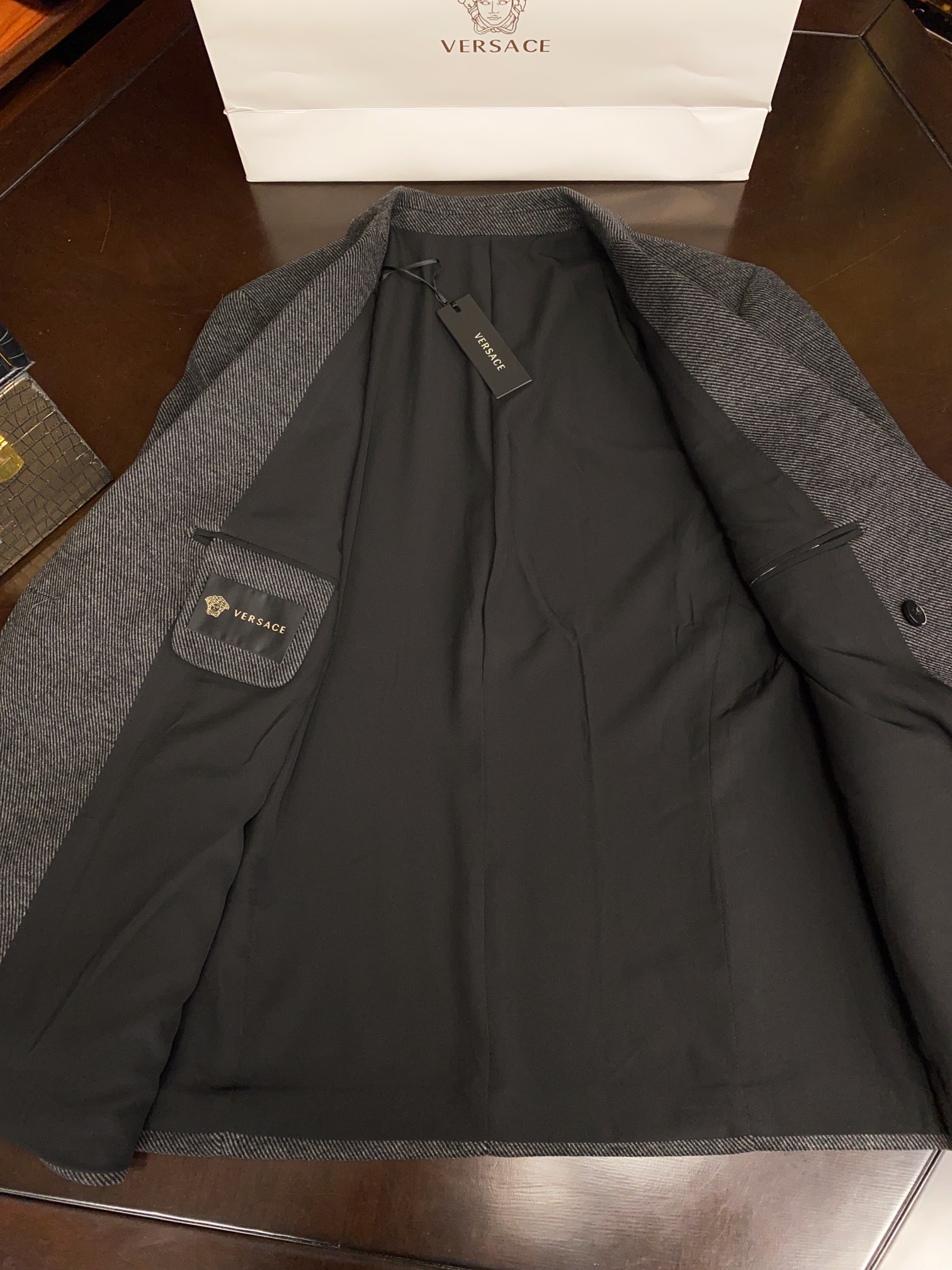 Versace Leisurewear Set - Image 10