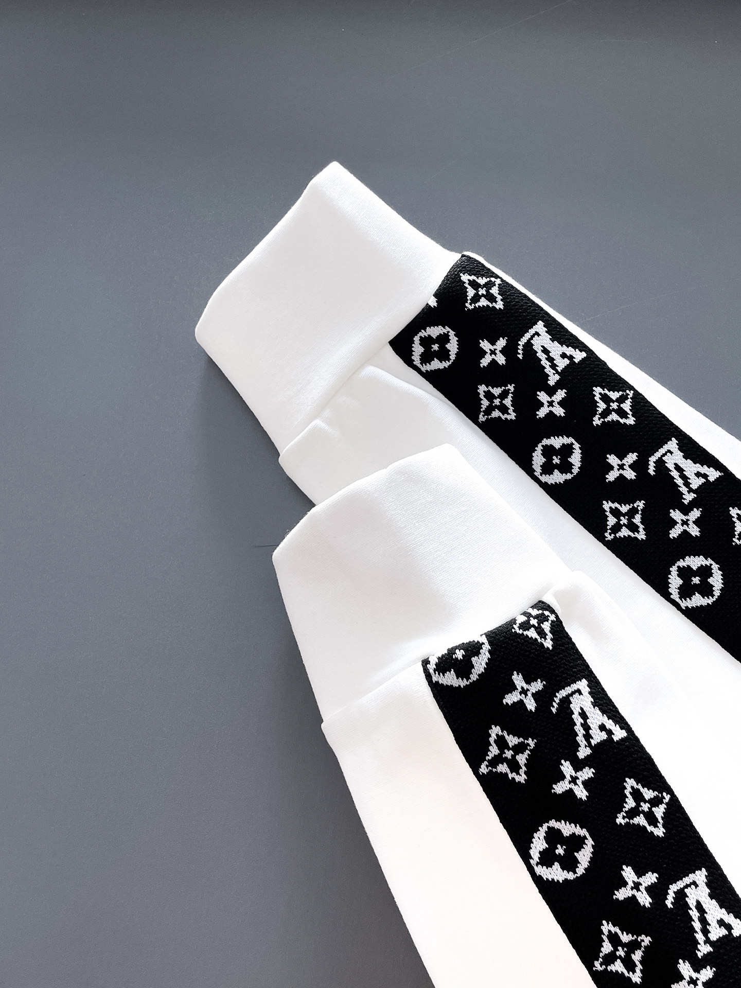 Louis Vuitton Suit - Image 8