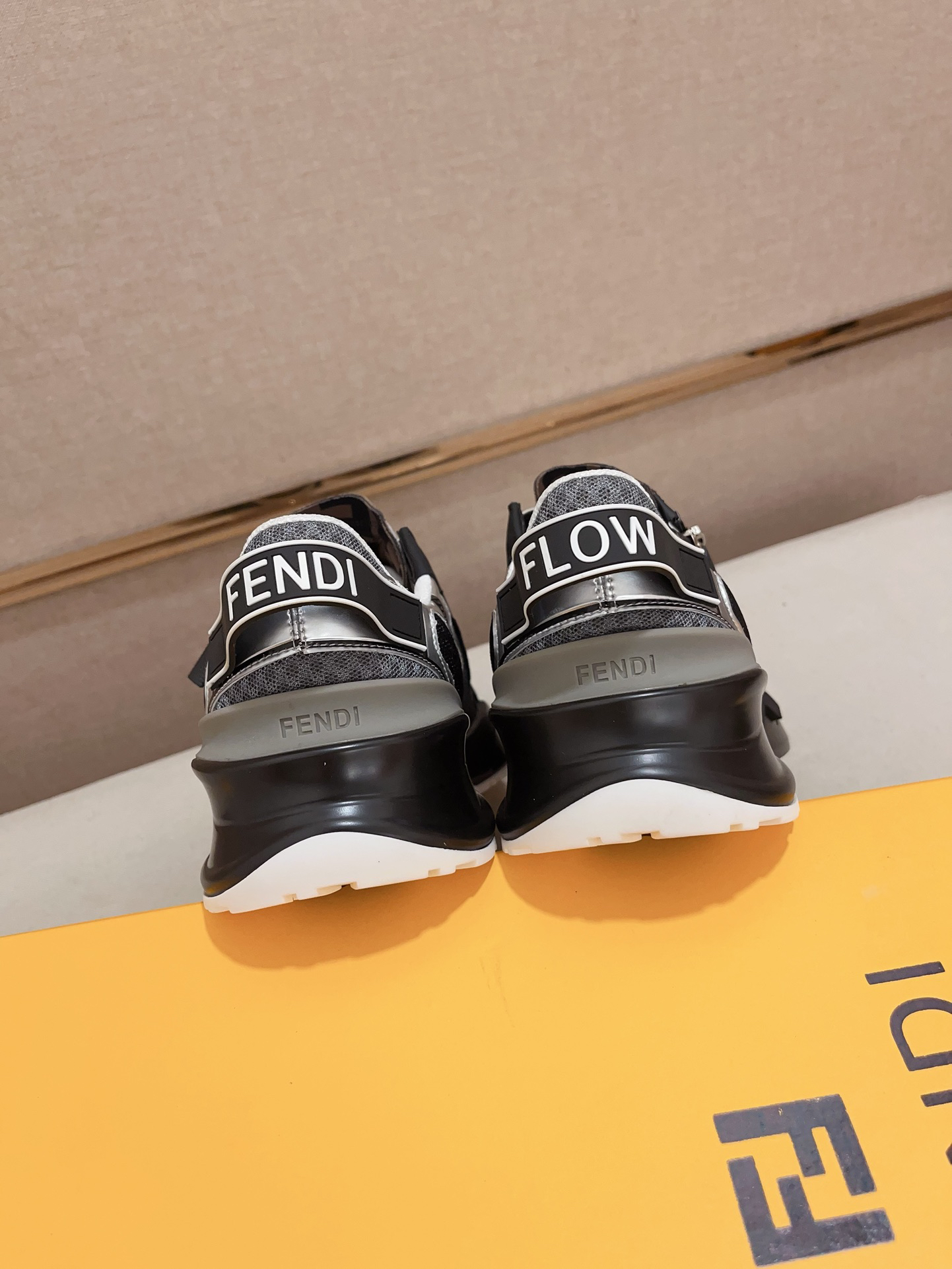FENDI Sneakers - Image 10