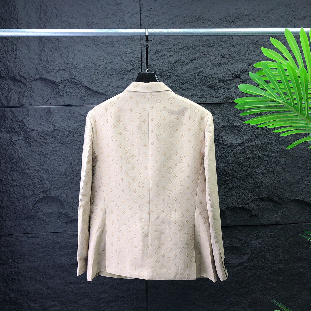 Gucci Tailored Suit - Image 10