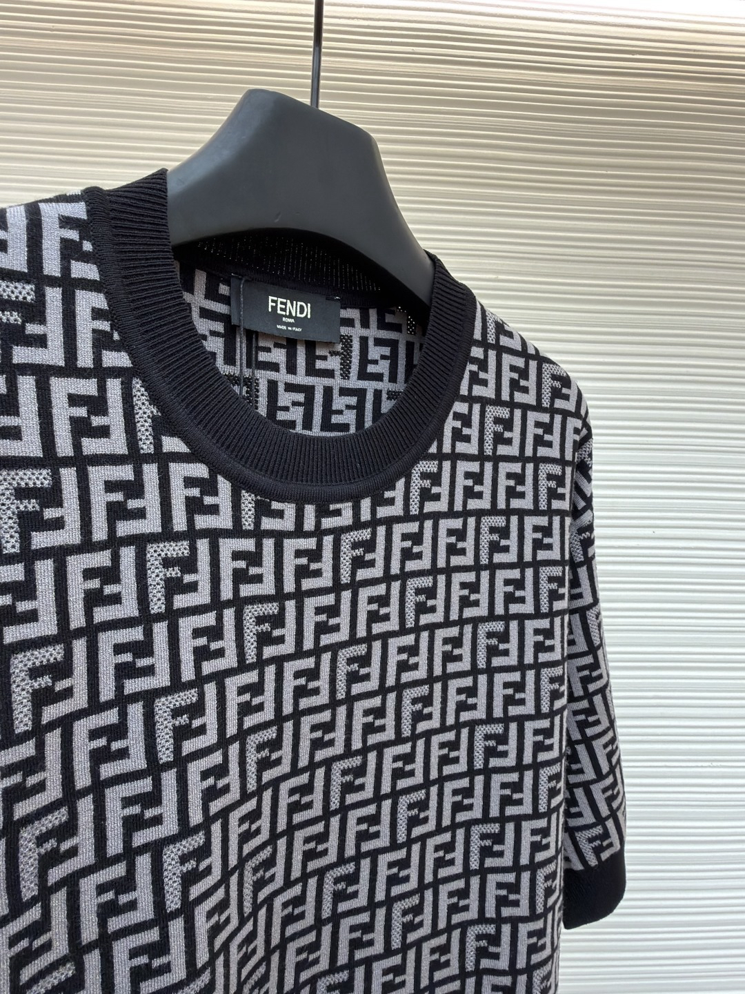 FENDI Casual Short T-shirt - Image 2