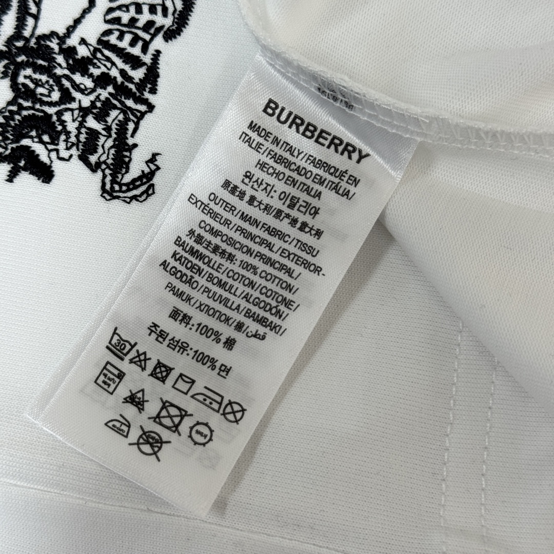 Burberry Short Sleeve T-shirt - Image 2
