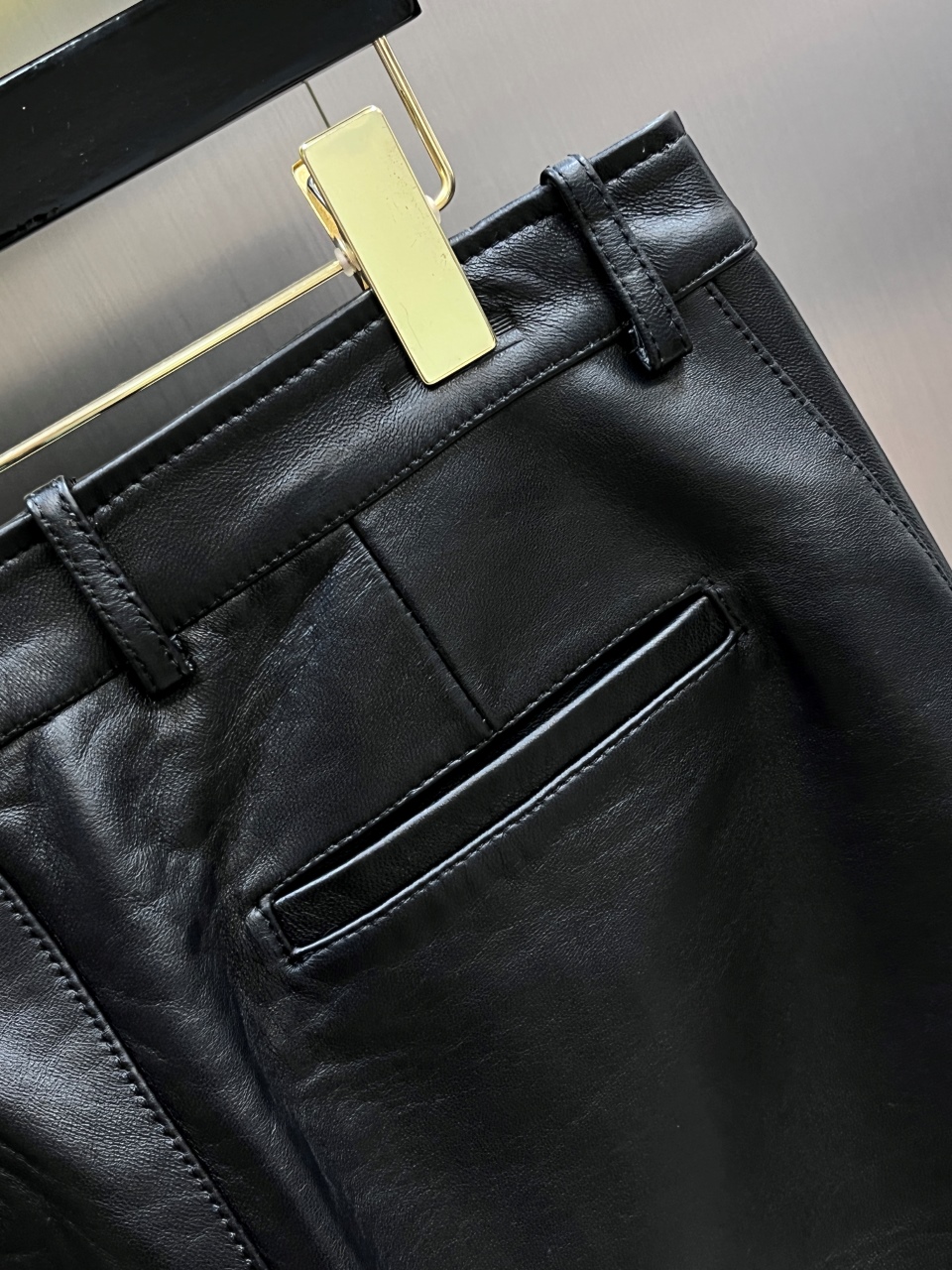 Louis Vuitton Suit - Image 10