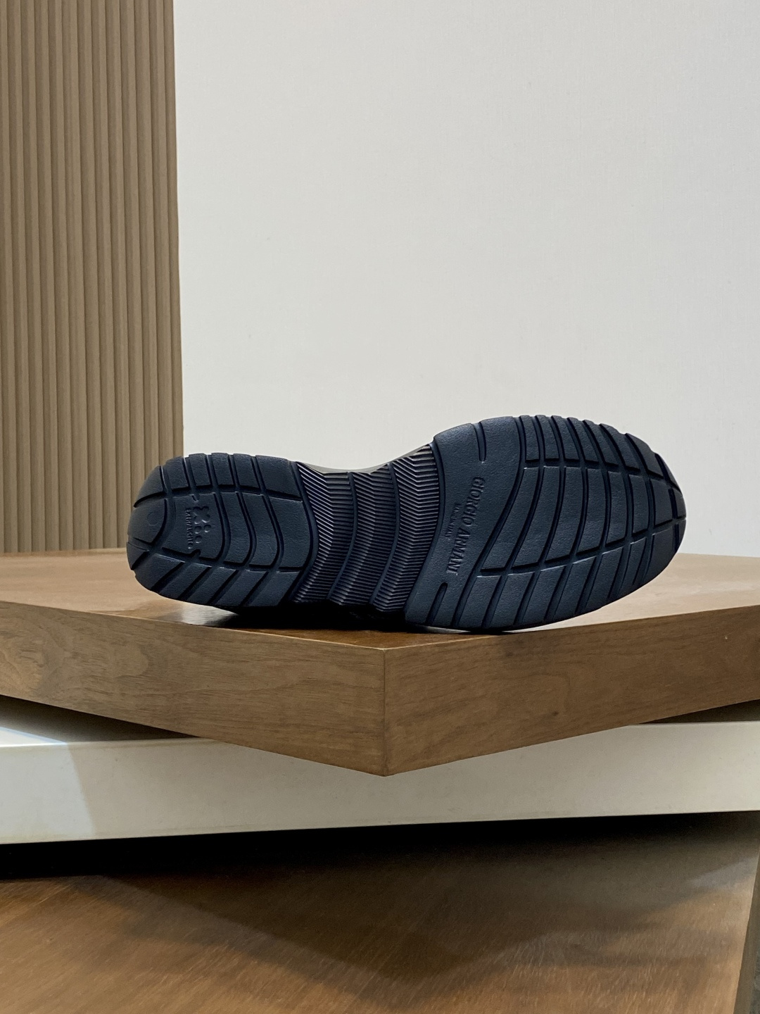 ARMANI - Image 4