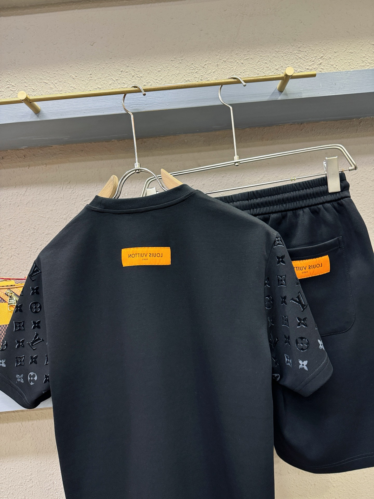 Louis Vuitton Suit - Image 10