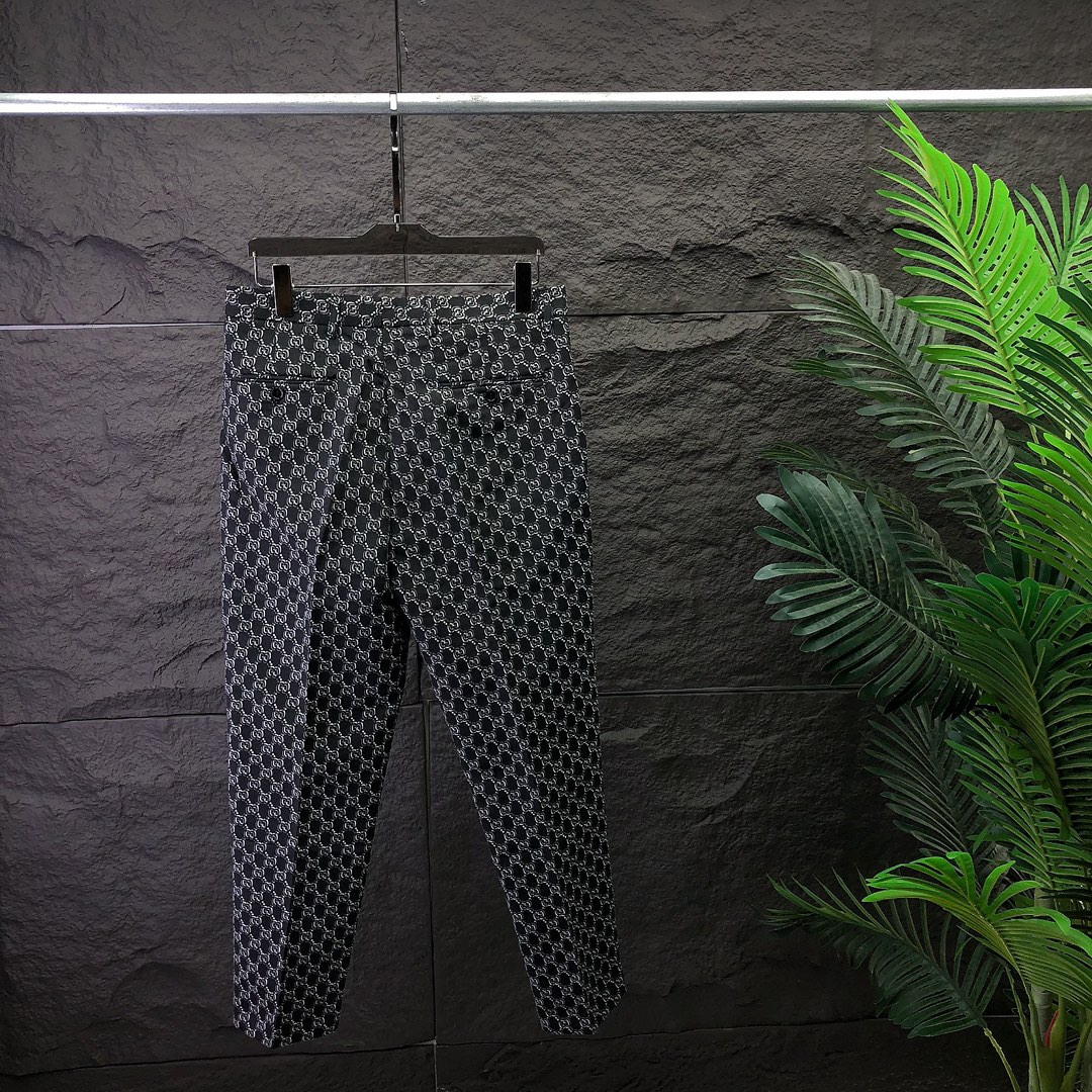 Gucci Tailored Suit - Image 10