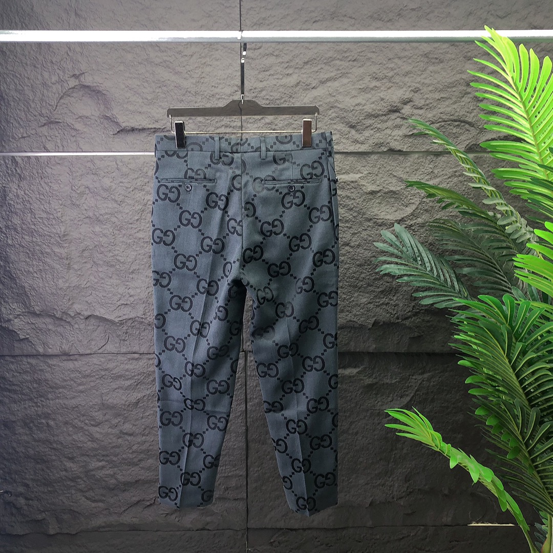 Gucci Tailored Suit - Image 10